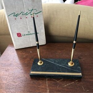 VTG Green marble pen set holder includes pen set